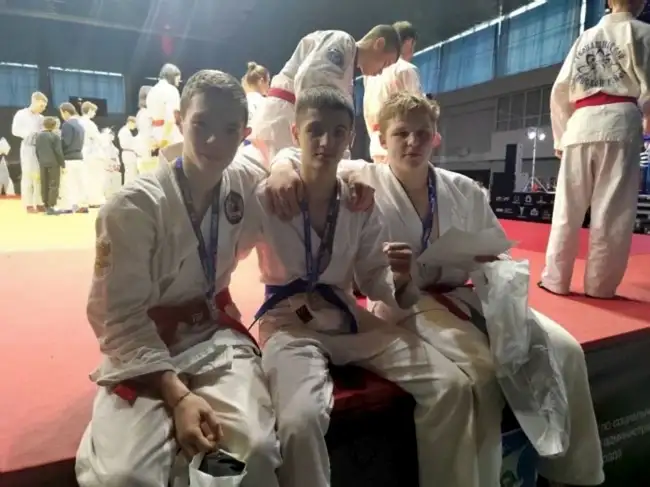Всероссийский турнир по рукопашному бою класса А - среди бойцов Алмаз 2 чемпиона и 4 призера! Всероссийский турнир по рукопашному бою класса А - среди бойцов Алмаз 2 чемпиона и 4 призера!